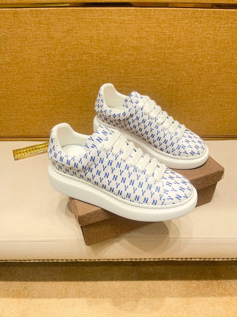 Patterned Low-Top Sneakers — hero