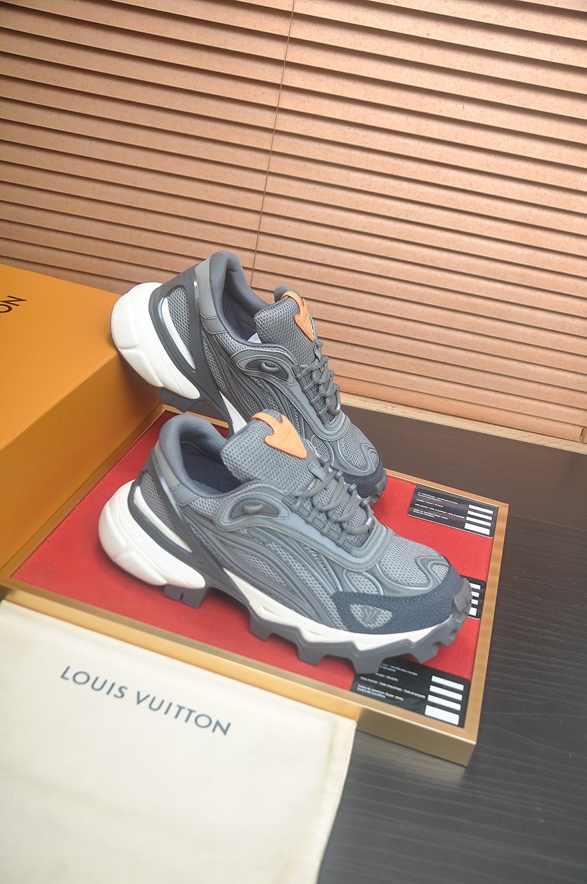 Louis Vuitton Low-Top Lug Sole Sneakers — front