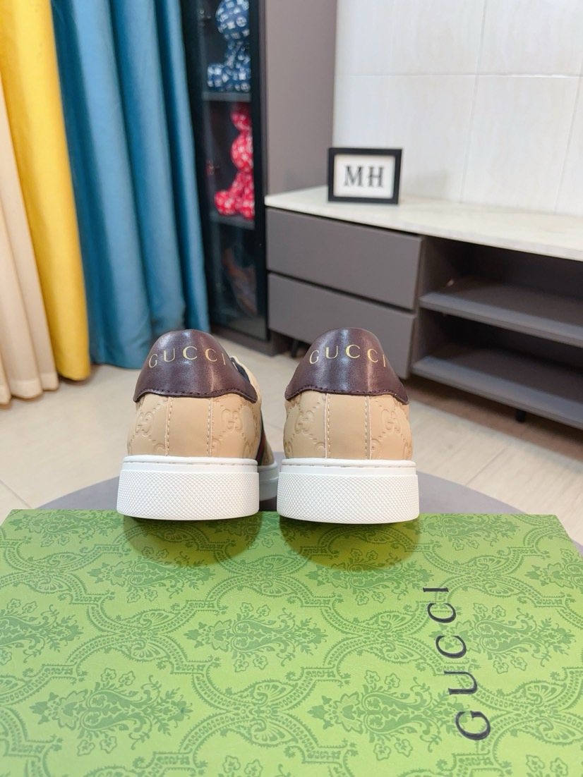 Gucci Black Stripe Low-Top Sneakers — back